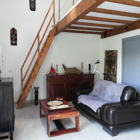 O Sauternes Villa ภายนอก รูปภาพ